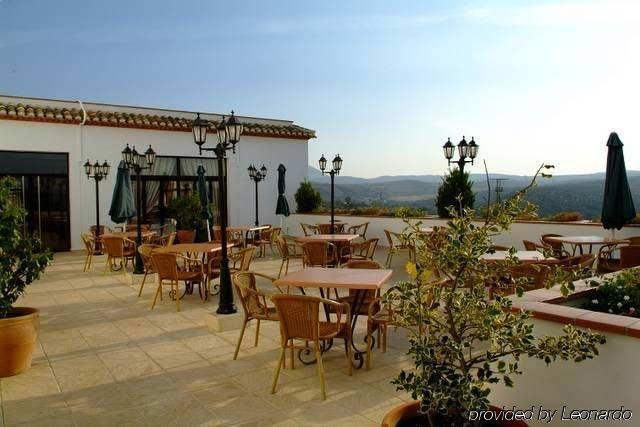 Almazara Hotel Лоха Ресторант снимка