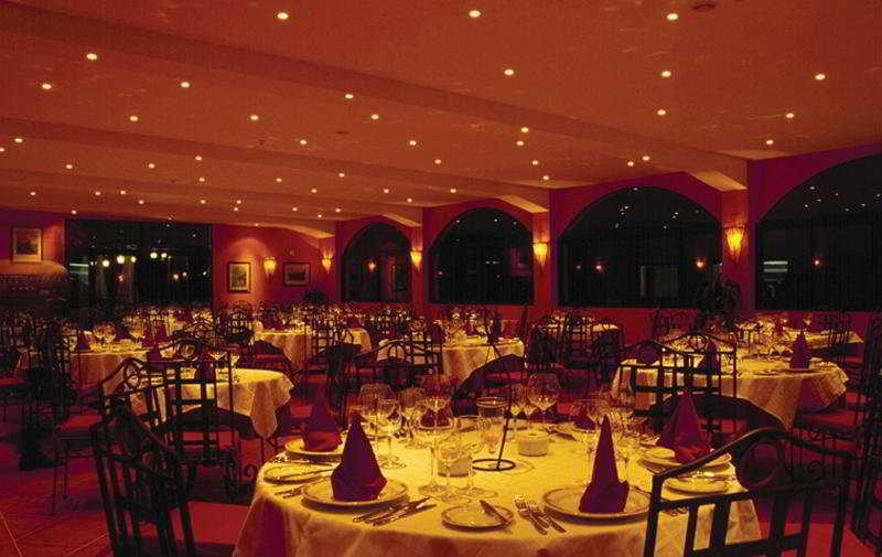 Almazara Hotel Лоха Съоръжения снимка