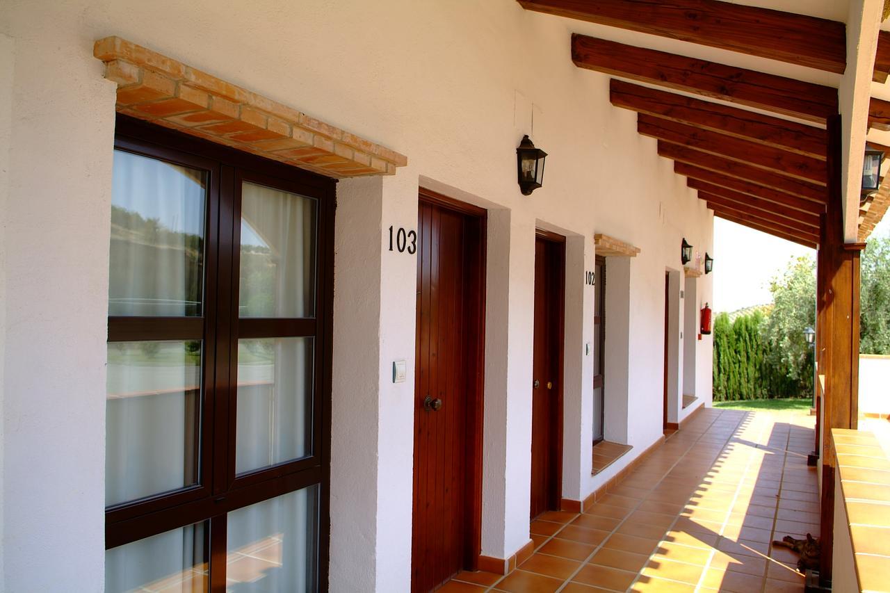 Almazara Hotel Лоха Екстериор снимка