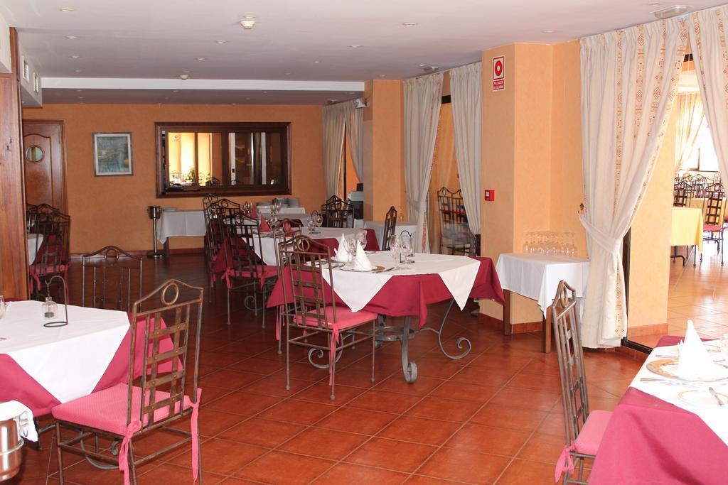 Almazara Hotel Лоха Екстериор снимка